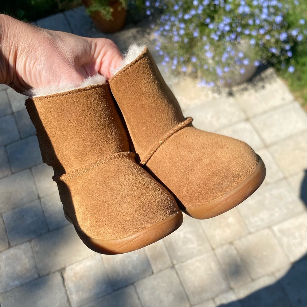 Toddler Keelan Uggs Size 6